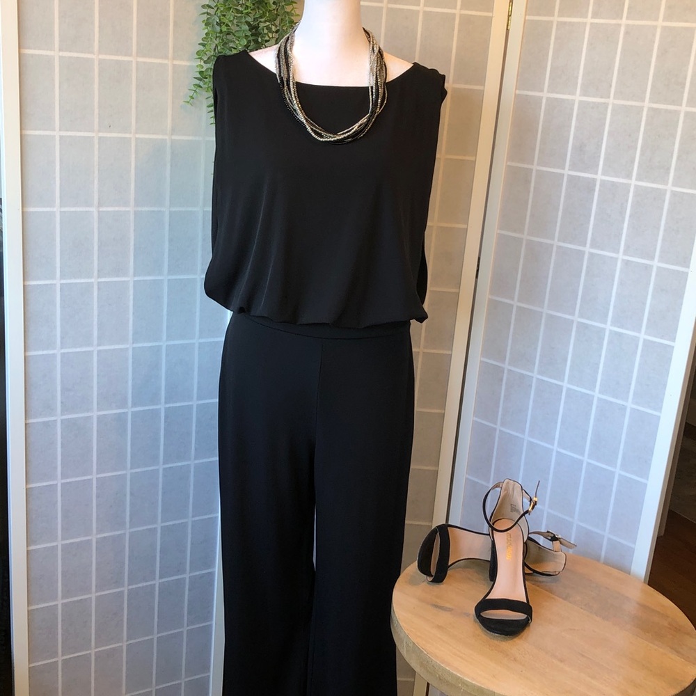 Laundry by Shelli Segal Black Knit Jumpsuit, Very Good Condition, Size 6